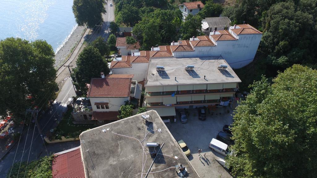 Dimos Apartments Kokkino Nero Exterior photo
